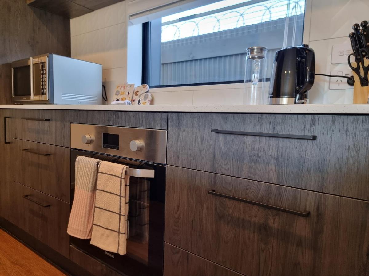 Addington Townhouse With Carpark 8Mins Walk To Hagley Park South Vila Christchurch Exterior foto